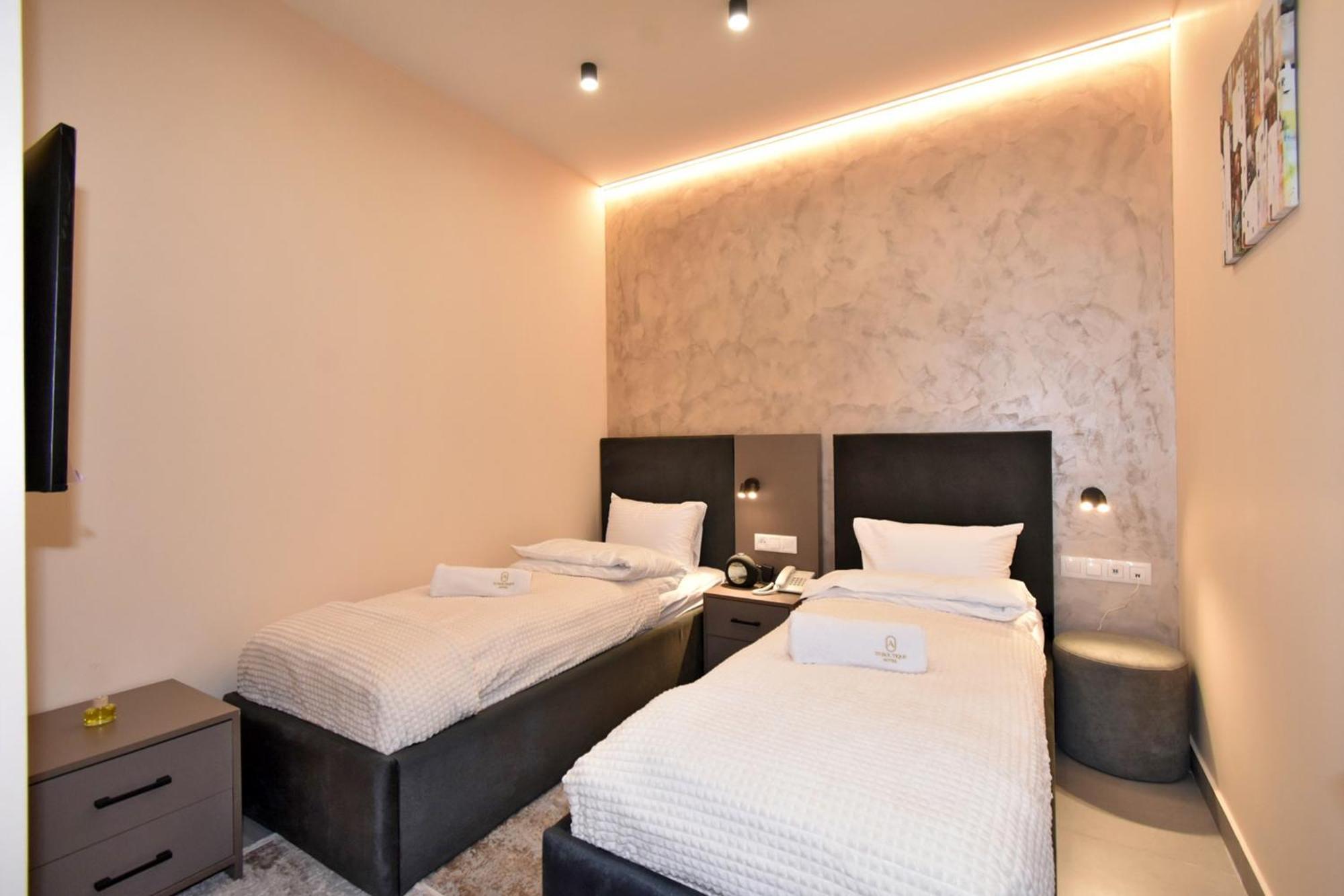 Avenue 23 Boutique Hotel Єреван Екстер'єр фото