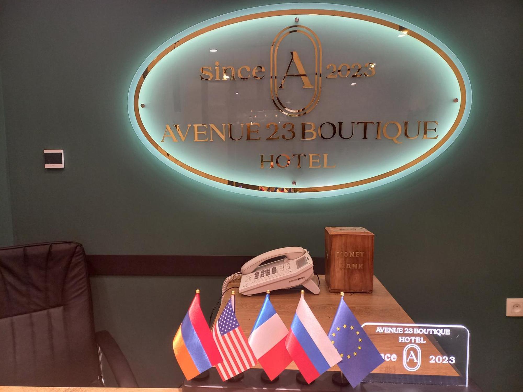 Avenue 23 Boutique Hotel Єреван Екстер'єр фото